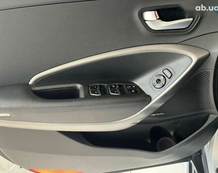 Хендай Санта Фе, объемом двигателя 2 л и пробегом 171 тыс. км за 16500 $, фото 11 на Automoto.ua