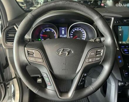 Хендай Санта Фе, объемом двигателя 2 л и пробегом 171 тыс. км за 16500 $, фото 12 на Automoto.ua