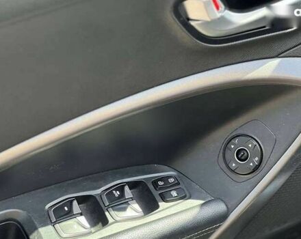 Хендай Санта Фе, об'ємом двигуна 2 л та пробігом 200 тис. км за 13800 $, фото 7 на Automoto.ua