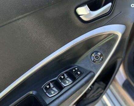 Хендай Санта Фе, объемом двигателя 2.2 л и пробегом 124 тыс. км за 18500 $, фото 9 на Automoto.ua