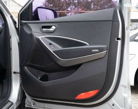 Хендай Санта Фе, объемом двигателя 2 л и пробегом 181 тыс. км за 15700 $, фото 15 на Automoto.ua