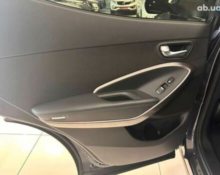 Хендай Санта Фе, объемом двигателя 2 л и пробегом 124 тыс. км за 16500 $, фото 21 на Automoto.ua