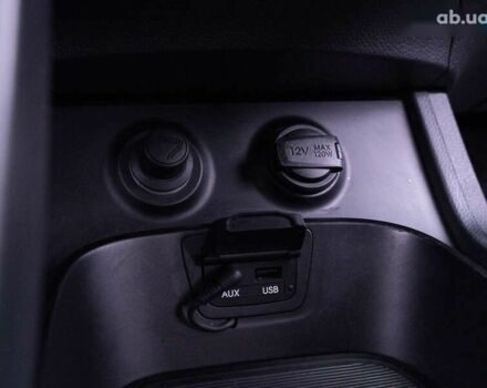 Хендай Санта Фе, объемом двигателя 2 л и пробегом 181 тыс. км за 15700 $, фото 12 на Automoto.ua