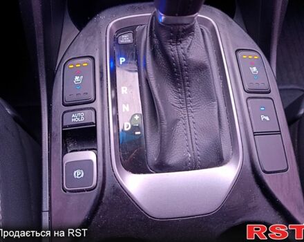 Хендай Санта Фе, об'ємом двигуна 2 л та пробігом 211 тис. км за 17200 $, фото 4 на Automoto.ua