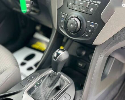 Хендай Санта Фе, объемом двигателя 2.4 л и пробегом 165 тыс. км за 11990 $, фото 13 на Automoto.ua