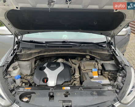 Хендай Санта Фе, об'ємом двигуна 2 л та пробігом 168 тис. км за 17500 $, фото 6 на Automoto.ua