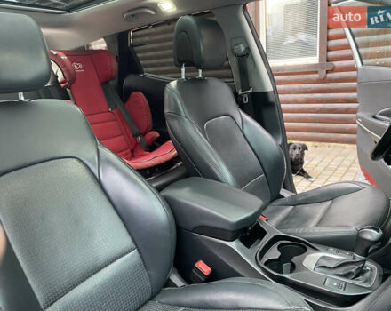Хендай Санта Фе, об'ємом двигуна 2 л та пробігом 168 тис. км за 17500 $, фото 14 на Automoto.ua