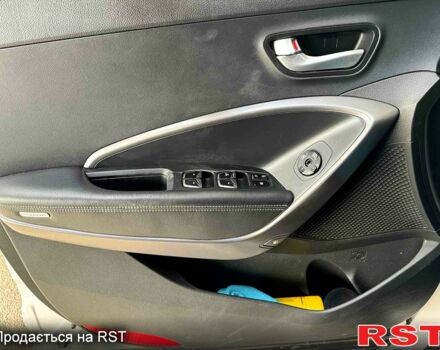 Хендай Санта Фе, объемом двигателя 2.4 л и пробегом 115 тыс. км за 16500 $, фото 5 на Automoto.ua