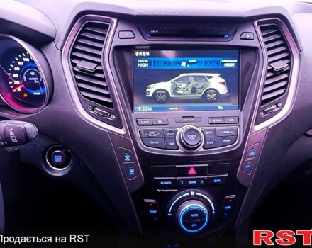 Хендай Санта Фе, об'ємом двигуна 2 л та пробігом 211 тис. км за 17200 $, фото 6 на Automoto.ua