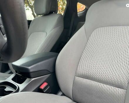 Хендай Санта Фе, объемом двигателя 2.4 л и пробегом 165 тыс. км за 11990 $, фото 16 на Automoto.ua