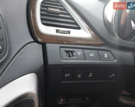 Хендай Санта Фе, об'ємом двигуна 2 л та пробігом 137 тис. км за 15500 $, фото 21 на Automoto.ua