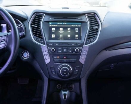 Хендай Санта Фе, объемом двигателя 2 л и пробегом 199 тыс. км за 17500 $, фото 21 на Automoto.ua