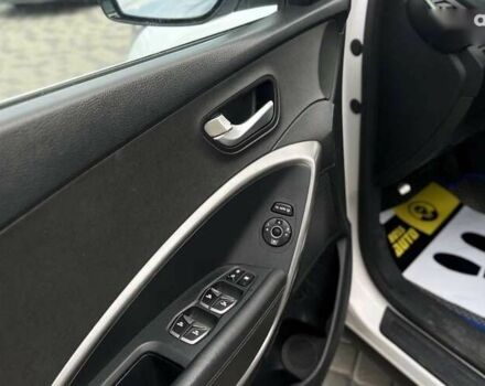 Хендай Санта Фе, объемом двигателя 2.2 л и пробегом 313 тыс. км за 16800 $, фото 9 на Automoto.ua