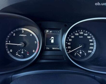 Хендай Санта Фе, объемом двигателя 2 л и пробегом 198 тыс. км за 17900 $, фото 11 на Automoto.ua