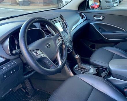 Хендай Санта Фе, объемом двигателя 2.2 л и пробегом 141 тыс. км за 19500 $, фото 3 на Automoto.ua