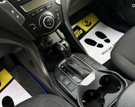 Хендай Санта Фе, объемом двигателя 2.2 л и пробегом 313 тыс. км за 16800 $, фото 19 на Automoto.ua