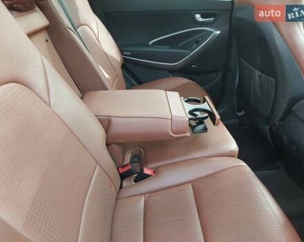 Хендай Санта Фе, об'ємом двигуна 2 л та пробігом 137 тис. км за 15500 $, фото 12 на Automoto.ua