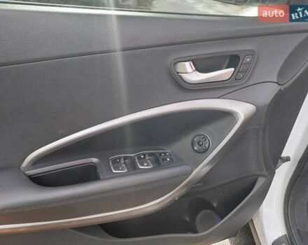 Хендай Санта Фе, об'ємом двигуна 2 л та пробігом 137 тис. км за 15500 $, фото 8 на Automoto.ua