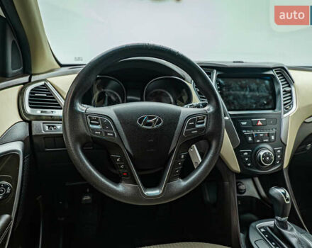 Хендай Санта Фе, объемом двигателя 2.4 л и пробегом 213 тыс. км за 14181 $, фото 11 на Automoto.ua