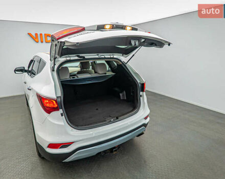 Хендай Санта Фе, объемом двигателя 2.4 л и пробегом 213 тыс. км за 14181 $, фото 6 на Automoto.ua