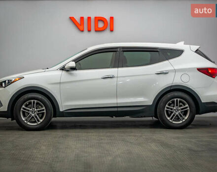 Хендай Санта Фе, объемом двигателя 2.4 л и пробегом 213 тыс. км за 14181 $, фото 2 на Automoto.ua