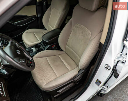 Хендай Санта Фе, объемом двигателя 2.4 л и пробегом 213 тыс. км за 14181 $, фото 8 на Automoto.ua