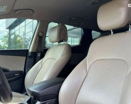 Хендай Санта Фе, объемом двигателя 2.4 л и пробегом 165 тыс. км за 16000 $, фото 11 на Automoto.ua