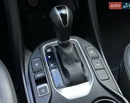 Хендай Санта Фе, объемом двигателя 2.2 л и пробегом 180 тыс. км за 22500 $, фото 28 на Automoto.ua