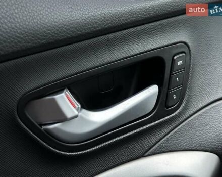 Хендай Санта Фе, объемом двигателя 2.2 л и пробегом 180 тыс. км за 22500 $, фото 14 на Automoto.ua