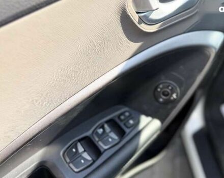 Хендай Санта Фе, объемом двигателя 2.4 л и пробегом 65 тыс. км за 17500 $, фото 9 на Automoto.ua