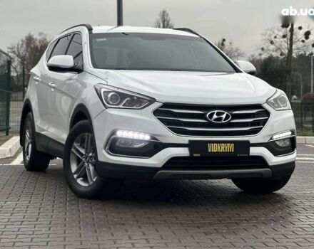 Хендай Санта Фе, объемом двигателя 2.2 л и пробегом 281 тыс. км за 15900 $, фото 4 на Automoto.ua