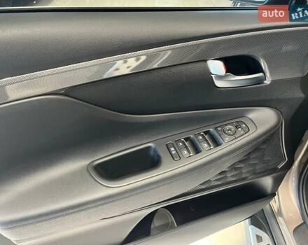 Хендай Санта Фе, объемом двигателя 2 л и пробегом 69 тыс. км за 27500 $, фото 11 на Automoto.ua