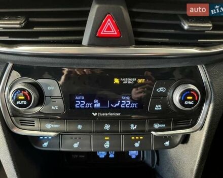 Хендай Санта Фе, объемом двигателя 2 л и пробегом 69 тыс. км за 27500 $, фото 16 на Automoto.ua