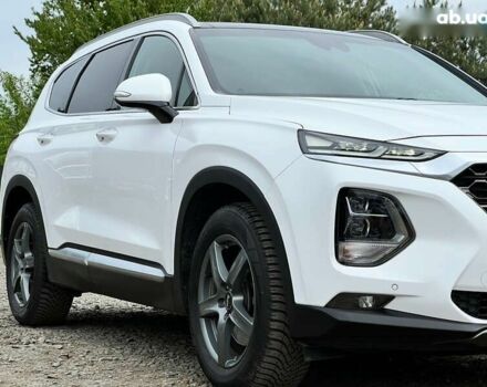 Хендай Санта Фе 2019 в Луцке на Automoto.ua Хендай Санта Фе, объемом двигателя 2.2 л и пробегом 169 тыс. км за 29343 $, фото 9 на Automoto.ua