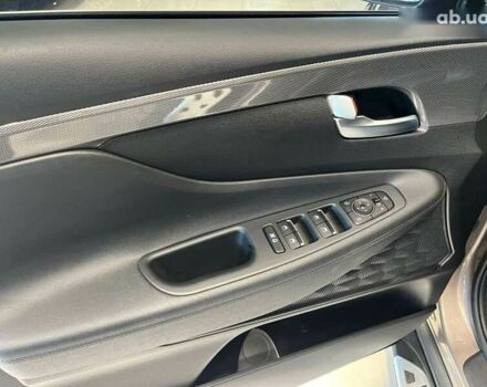 Хендай Санта Фе, объемом двигателя 2 л и пробегом 69 тыс. км за 25900 $, фото 11 на Automoto.ua