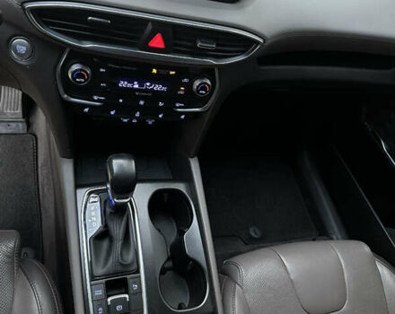 Хендай Санта Фе, объемом двигателя 0 л и пробегом 163 тыс. км за 21300 $, фото 16 на Automoto.ua