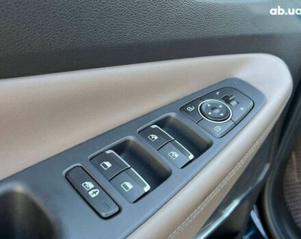 Хендай Санта Фе, объемом двигателя 0 л и пробегом 52 тыс. км за 38500 $, фото 13 на Automoto.ua