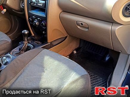 Хендай Санта Фе, об'ємом двигуна 2 л та пробігом 282 тис. км за 6200 $, фото 6 на Automoto.ua