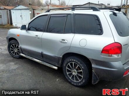 Хендай Санта Фе, объемом двигателя 2 л и пробегом 200 тыс. км за 7650 $, фото 1 на Automoto.ua