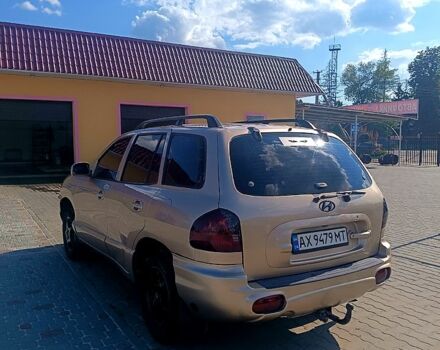 Желтый Хендай Санта Фе, объемом двигателя 2.4 л и пробегом 0 тыс. км за 6500 $, фото 1 на Automoto.ua