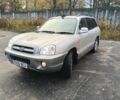 Серый Хендай Санта Фе, объемом двигателя 2.2 л и пробегом 230 тыс. км за 3200 $, фото 2 на Automoto.ua