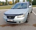 Сірий Хендай Санта Фе, об'ємом двигуна 2.4 л та пробігом 230 тис. км за 4600 $, фото 1 на Automoto.ua