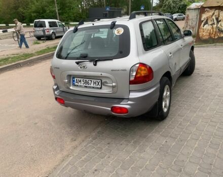 Серый Хендай Санта Фе, объемом двигателя 2.4 л и пробегом 140 тыс. км за 3200 $, фото 3 на Automoto.ua