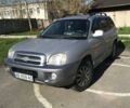 Сірий Хендай Санта Фе, об'ємом двигуна 2 л та пробігом 280 тис. км за 6700 $, фото 1 на Automoto.ua