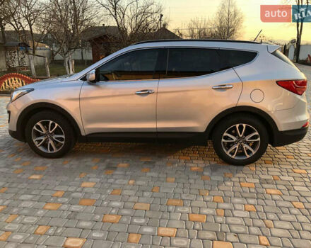 Серый Хендай Санта Фе, объемом двигателя 2.2 л и пробегом 202 тыс. км за 17700 $, фото 4 на Automoto.ua