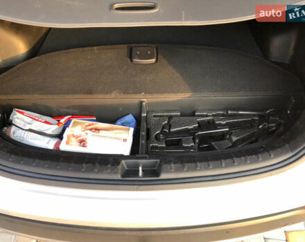 Серый Хендай Санта Фе, объемом двигателя 2.2 л и пробегом 202 тыс. км за 17700 $, фото 8 на Automoto.ua