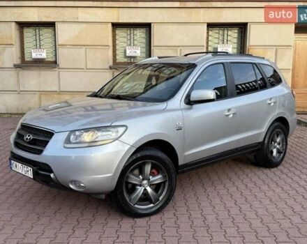 Хендай Санта Фе 2000 в Кропивницком (Кировограде) на Automoto.ua Серый Хендай Санта Фе, объемом двигателя 2.2 л и пробегом 265 тыс. км за 3000 $, фото 1 на Automoto.ua