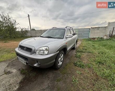 Сірий Хендай Санта Фе, об'ємом двигуна 2.4 л та пробігом 253 тис. км за 5500 $, фото 1 на Automoto.ua