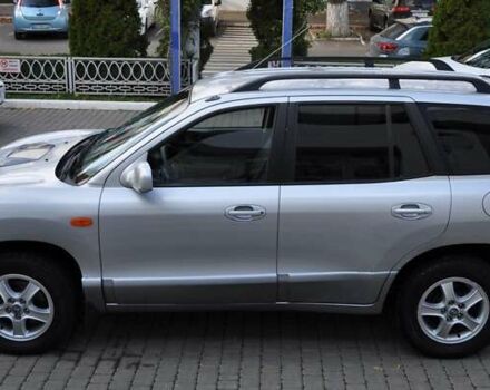 Сірий Хендай Санта Фе, об'ємом двигуна 2 л та пробігом 238 тис. км за 5800 $, фото 2 на Automoto.ua