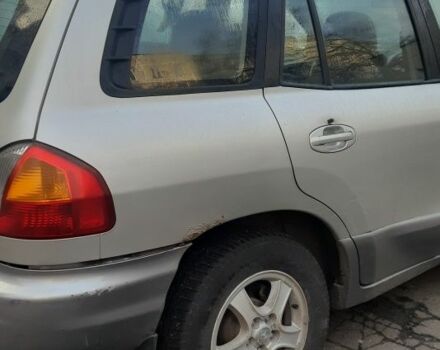 Сірий Хендай Санта Фе, об'ємом двигуна 2 л та пробігом 200 тис. км за 3546 $, фото 5 на Automoto.ua